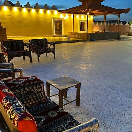 استراحة ومنتجع الرفاده Umm Lajj Esterno foto