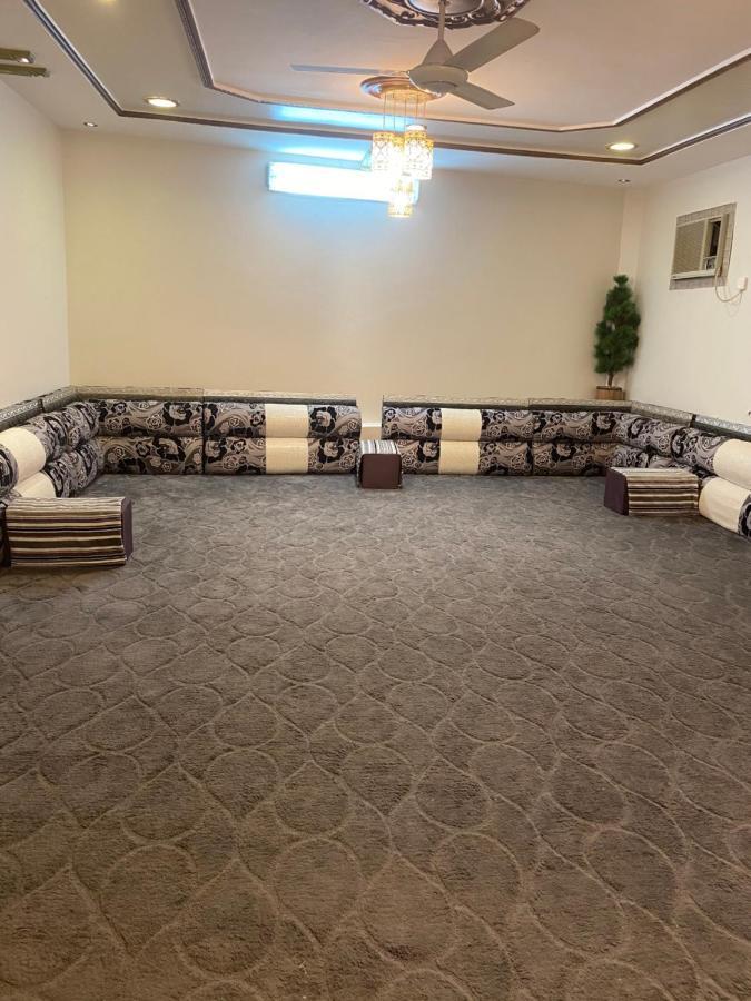 استراحة ومنتجع الرفاده Umm Lajj Esterno foto